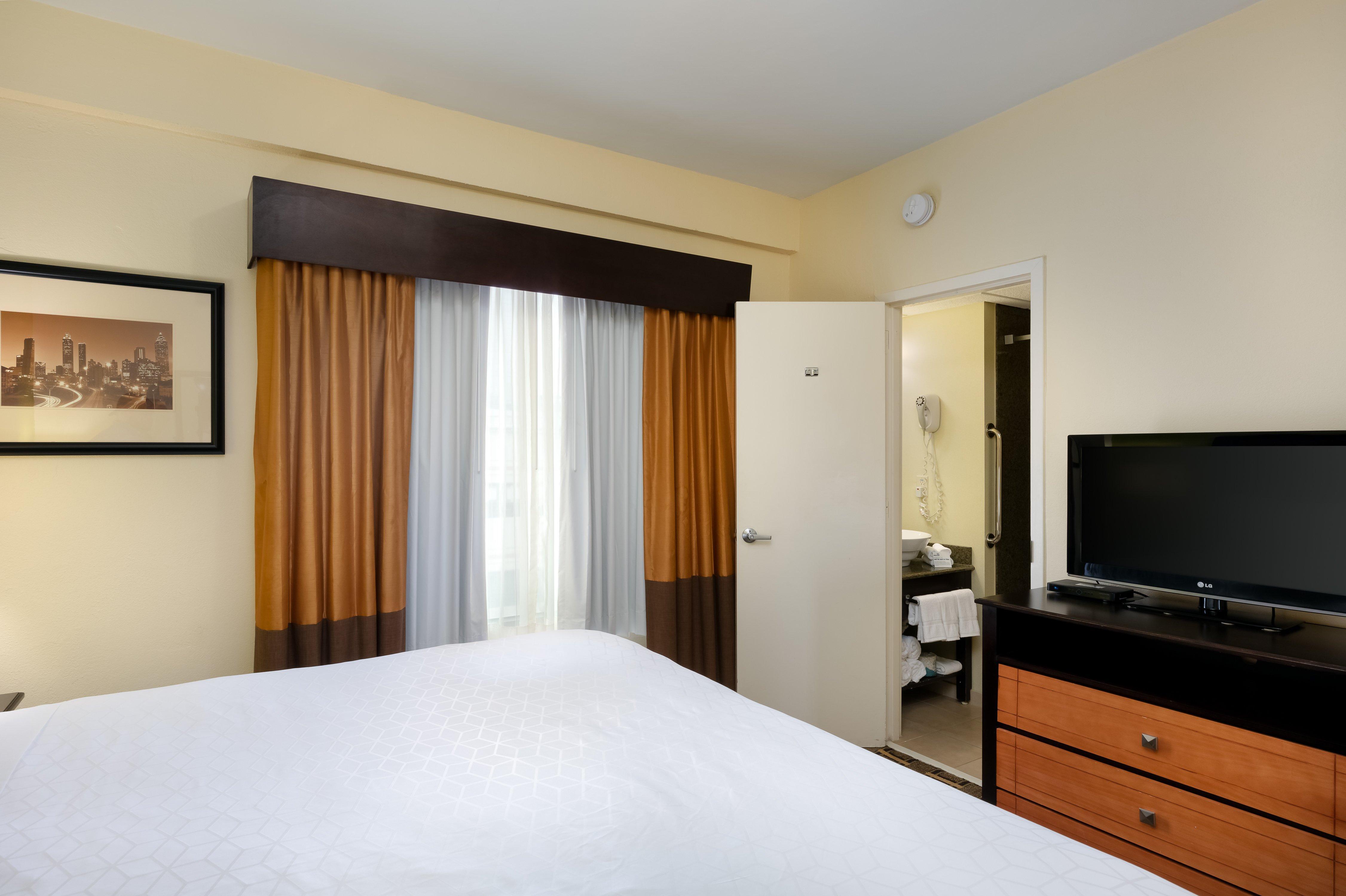 Holiday Inn Express & Suites - Atlanta Downtown By Ihg Exterior photo